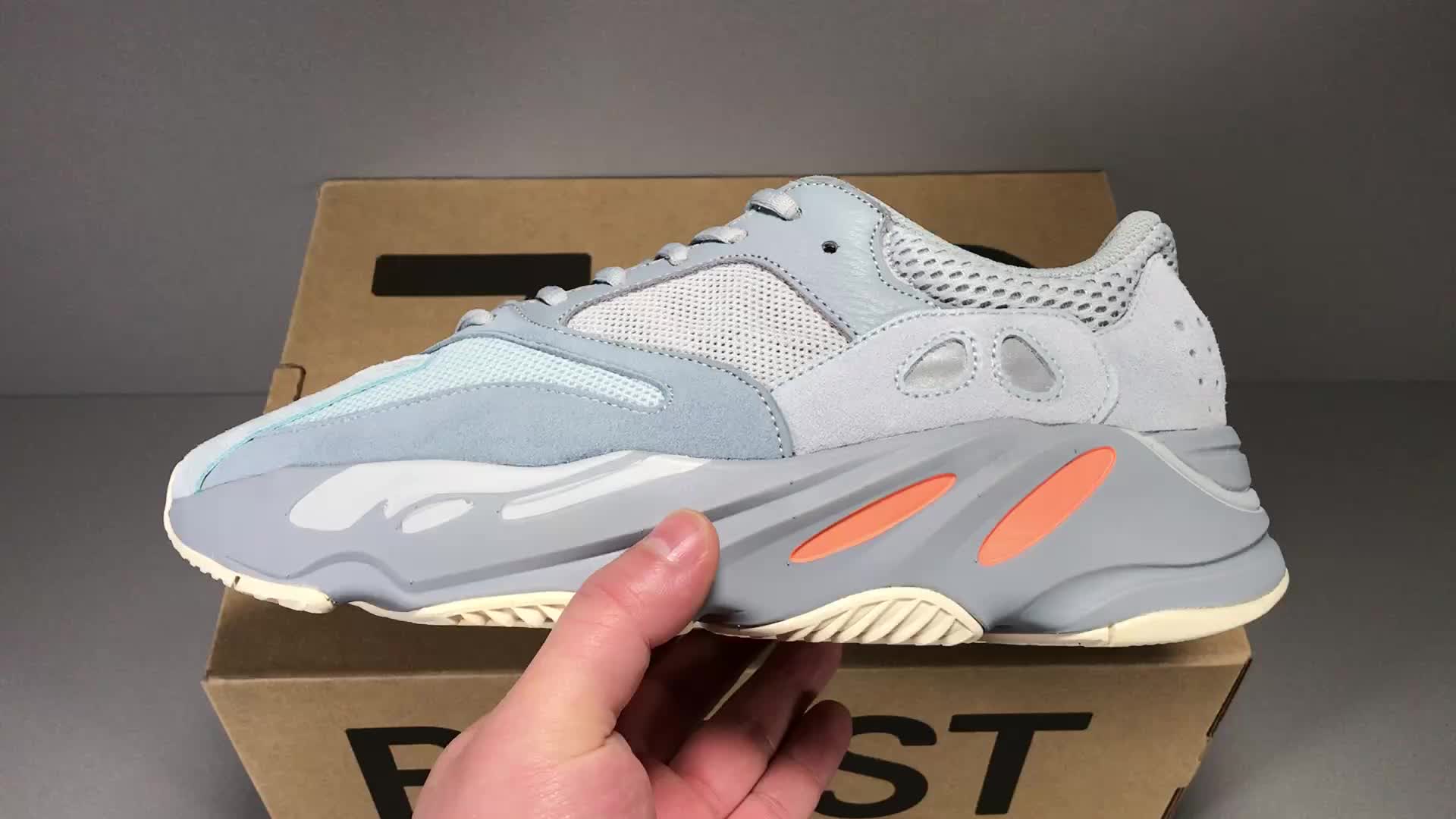 【god版:椰子700 蓝灰 yeezy boost 700 inerti 老爹鞋 货号:eg7597