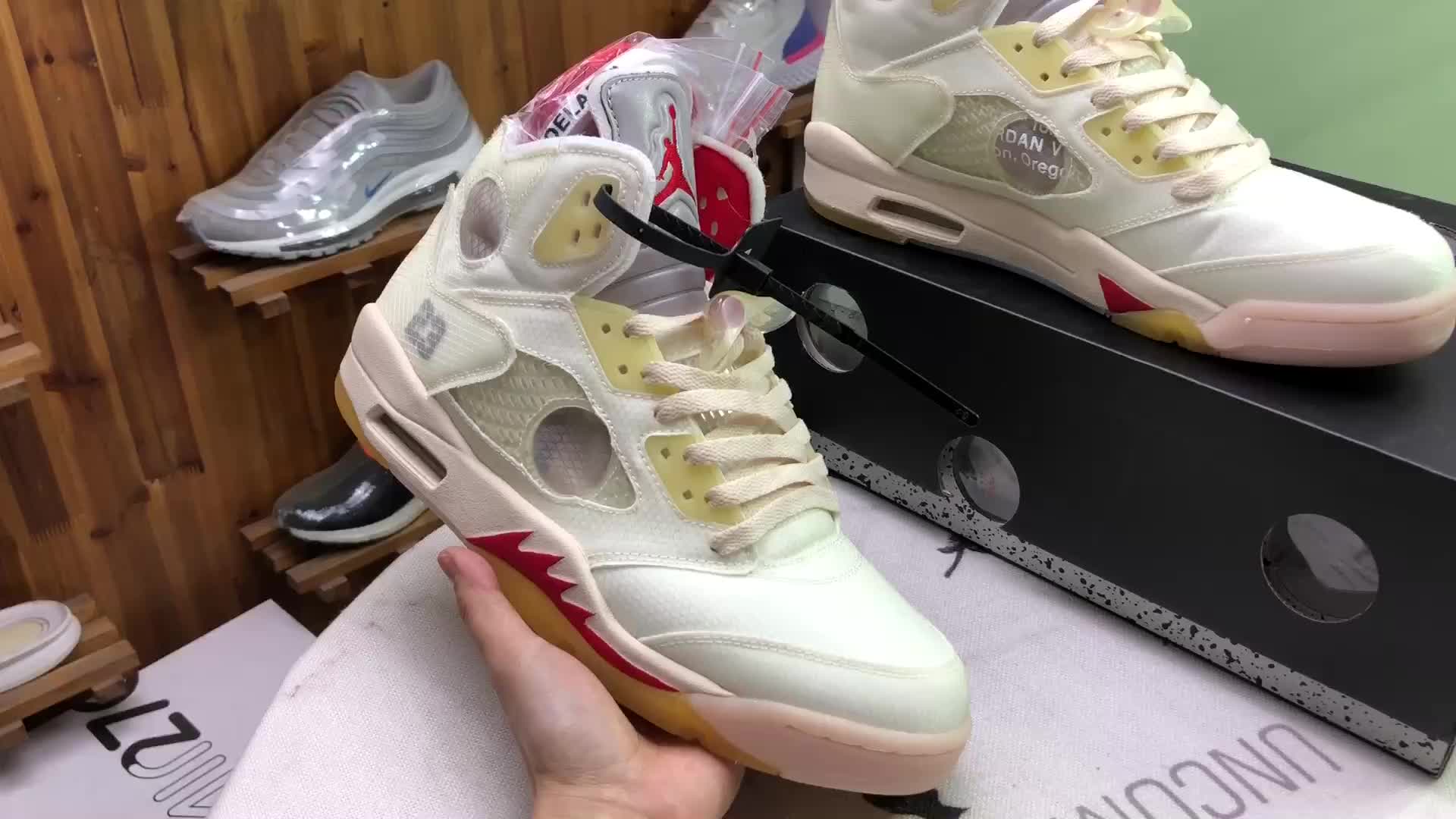 370 公司级 乔5 ow x aj5 air jordan 5 联名蝉翼米红