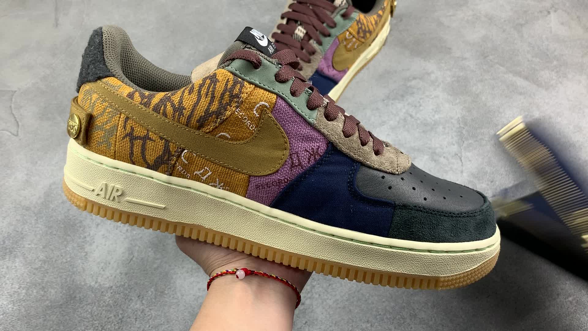 travisscott鬼脸壁纸,travisscott鬼脸标图片 nike af1 x travis scott ts联名 联名空军 af1 鬼脸拼接 cn2405-900