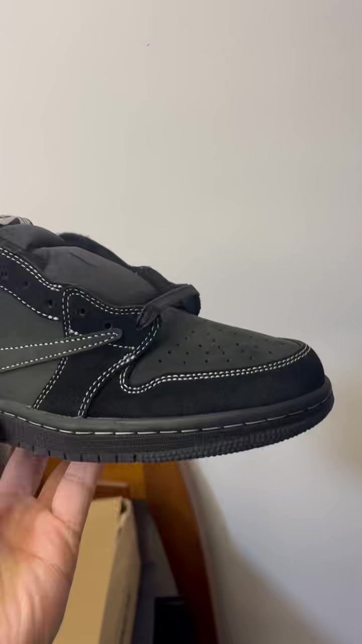 Travis scott QC
