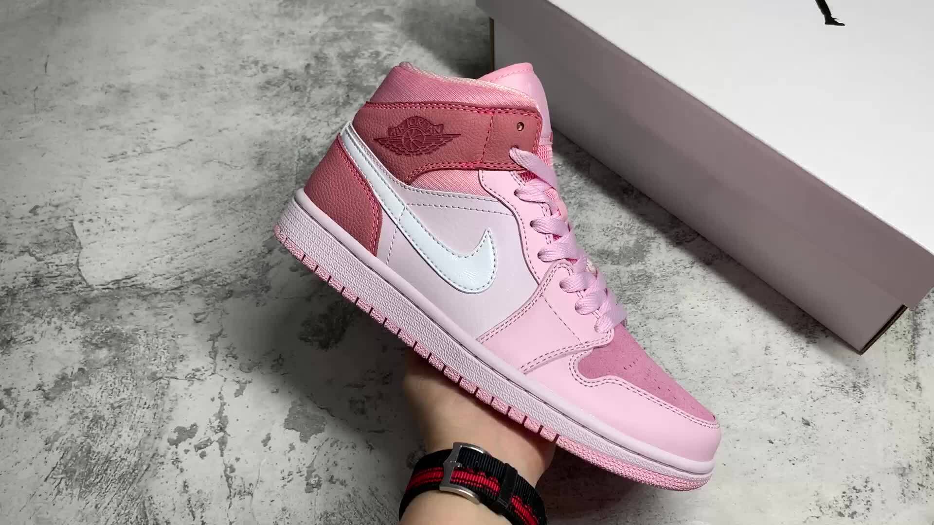 air jordan 1 mid 樱花粉