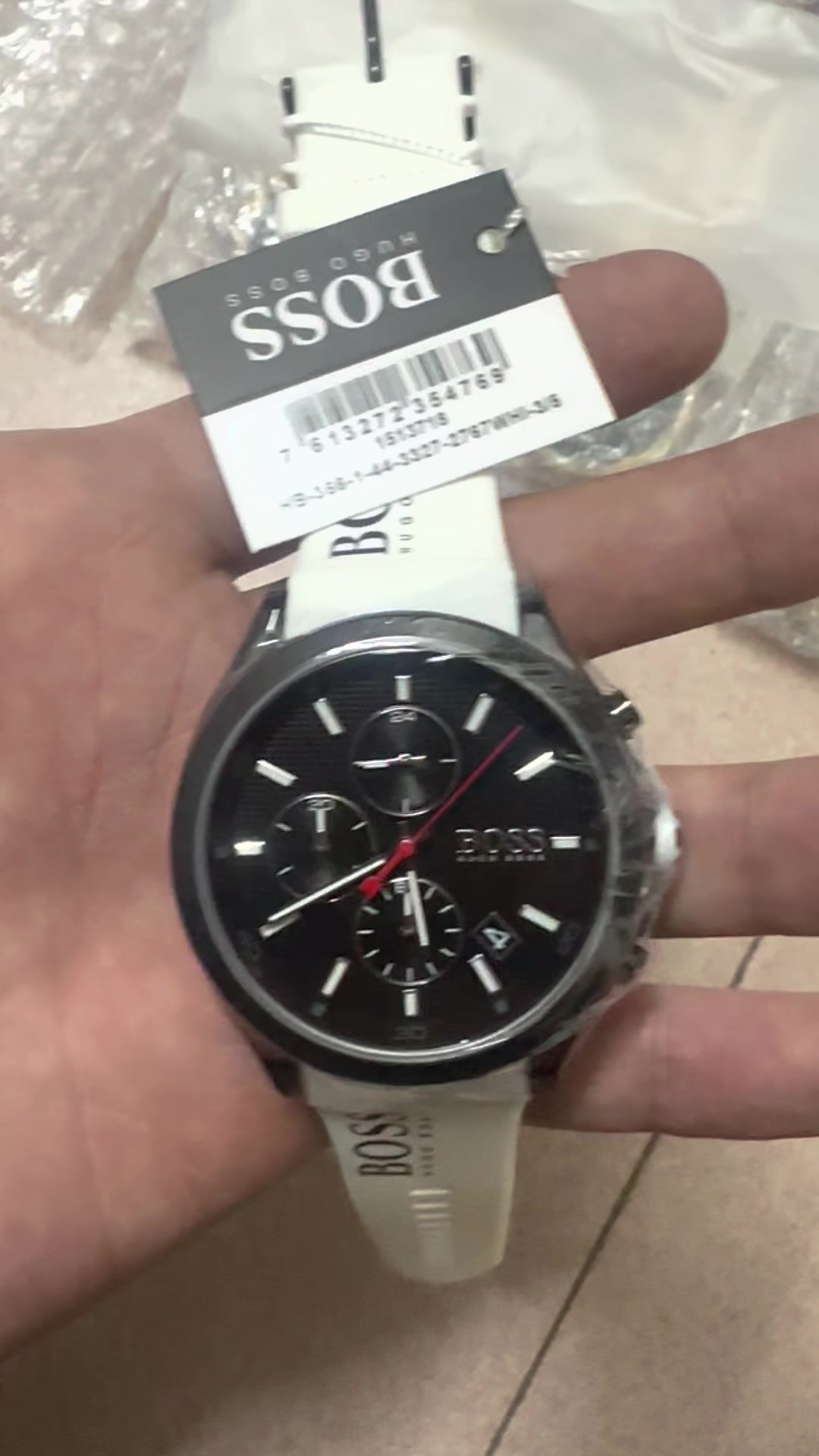 1513718