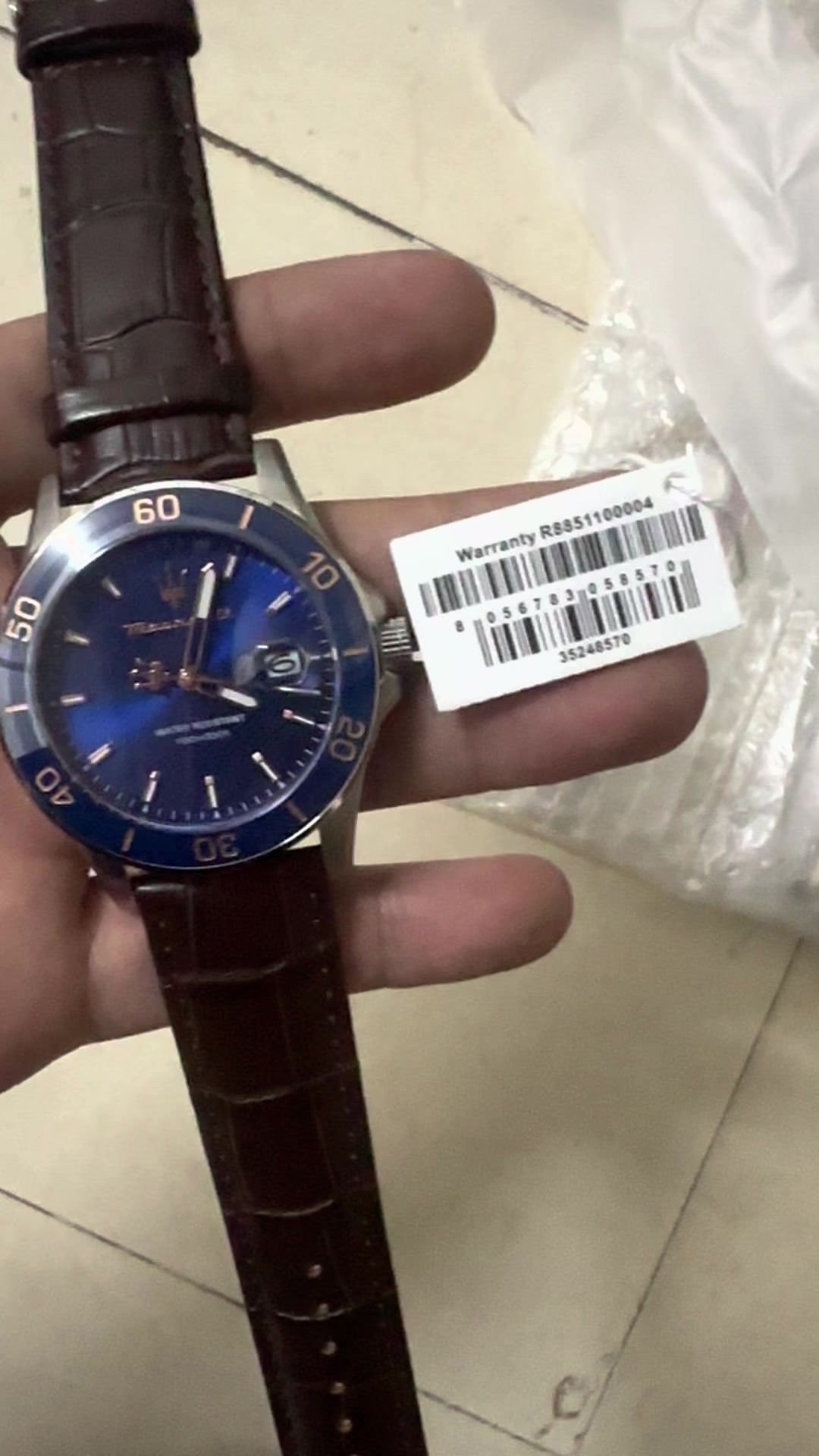 R8851100004