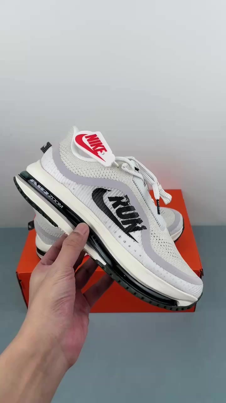 2025_09_11_00_33_IMG_2951.MP4