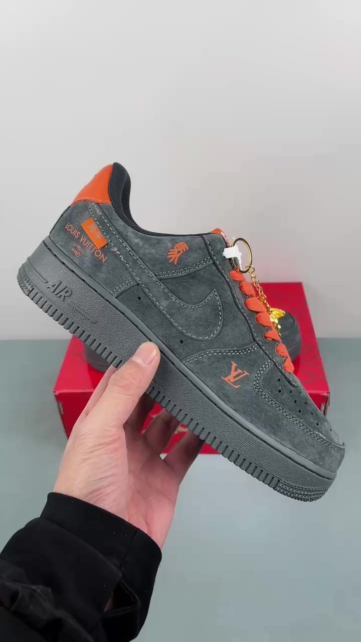 2026_01_08_23_29_IMG_2223.MP4