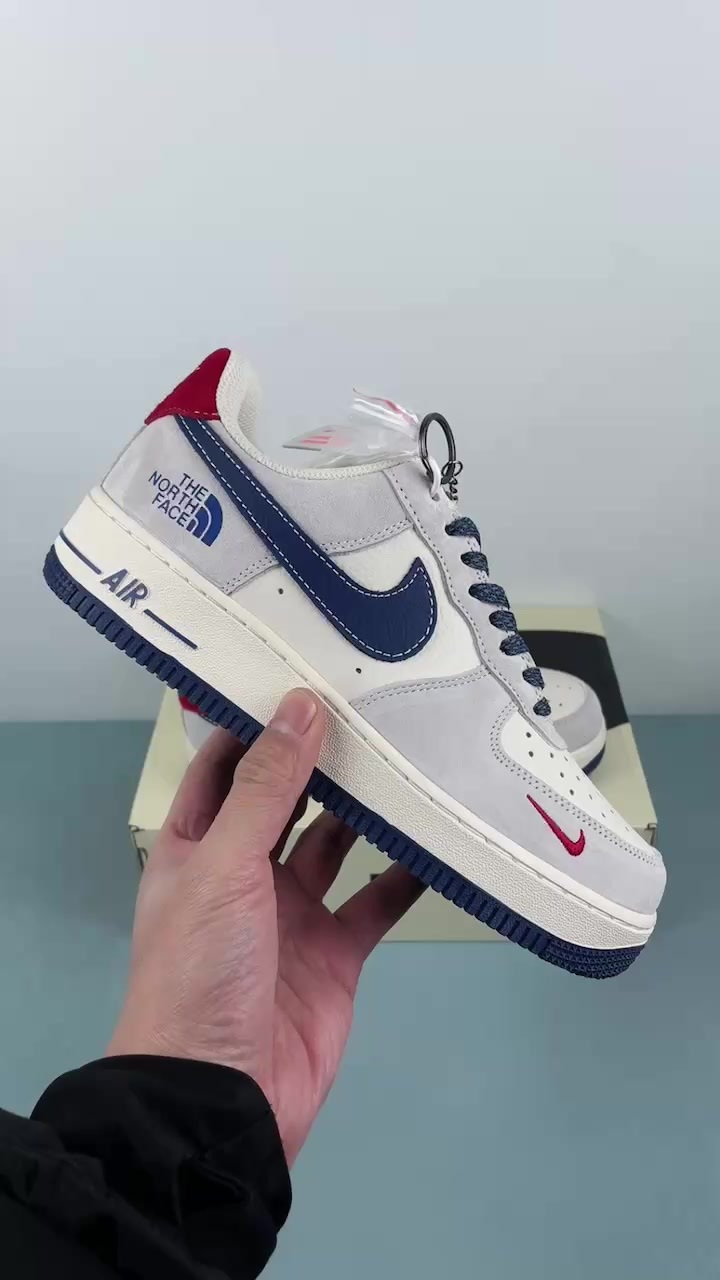 2026_01_07_23_30_IMG_1833.MP4