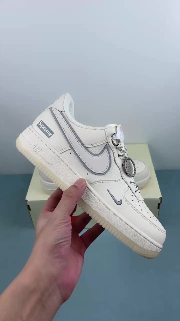 2025_09_18_00_03_IMG_4305.MP4