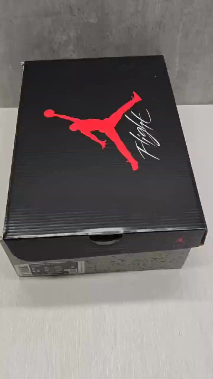 76a4e5f480880227b23c0a369d57bd93.mp4