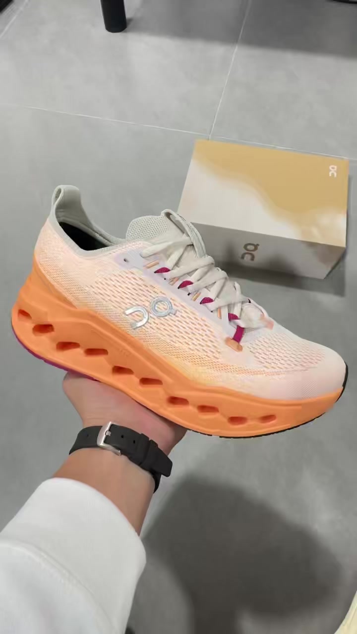 e96c643185d7d4d4c15c040ca5e8a420.mp4