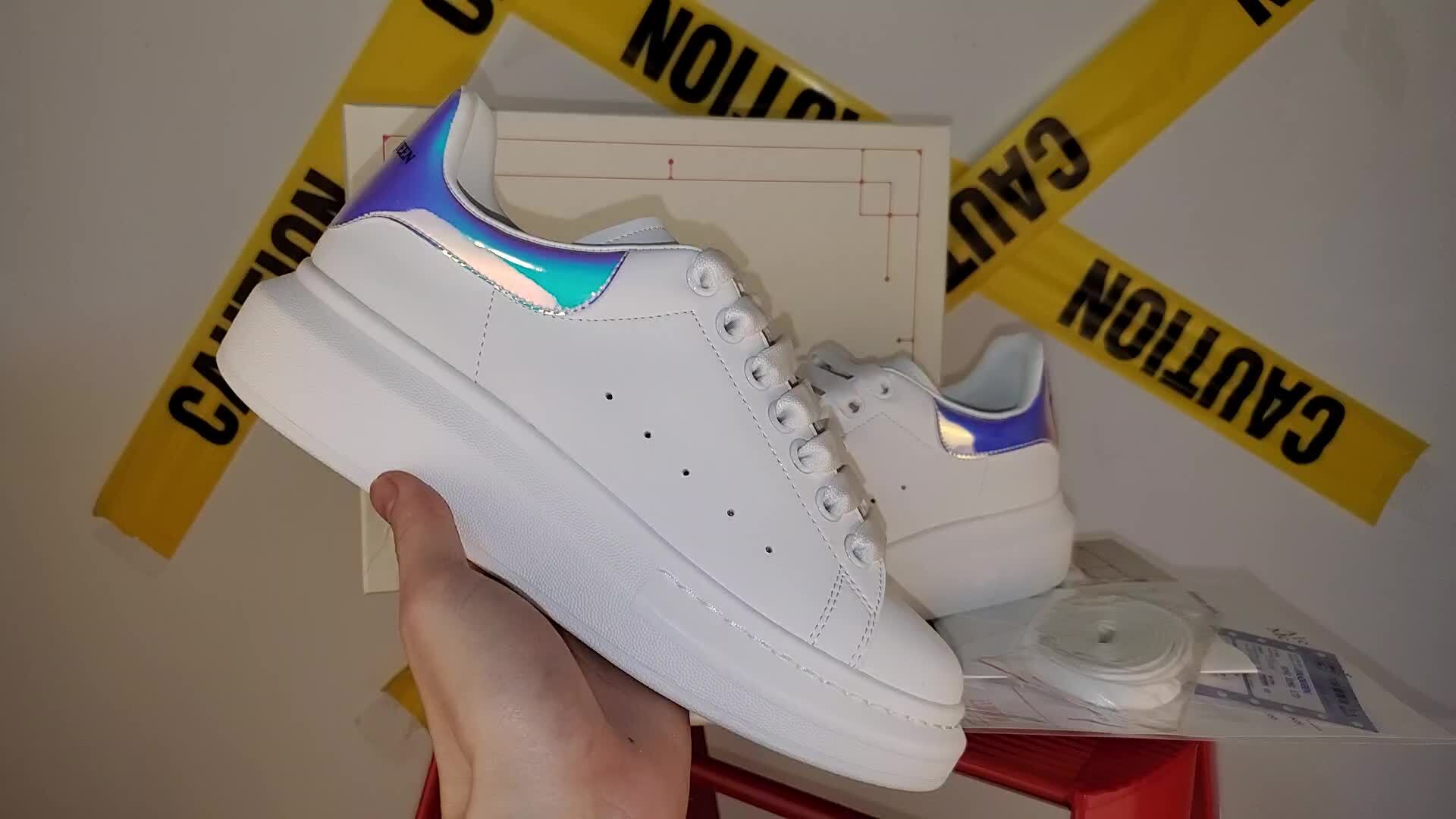 麦昆小白鞋镭射尾