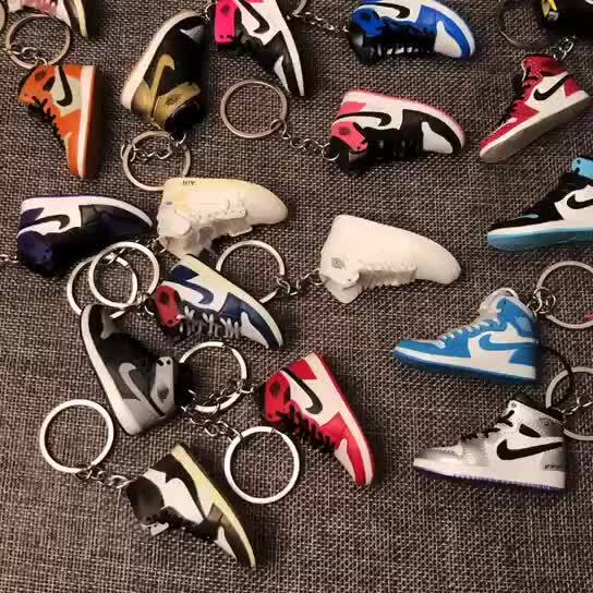 Air jordan1 AJ1 keychain off white Sneakers keychain