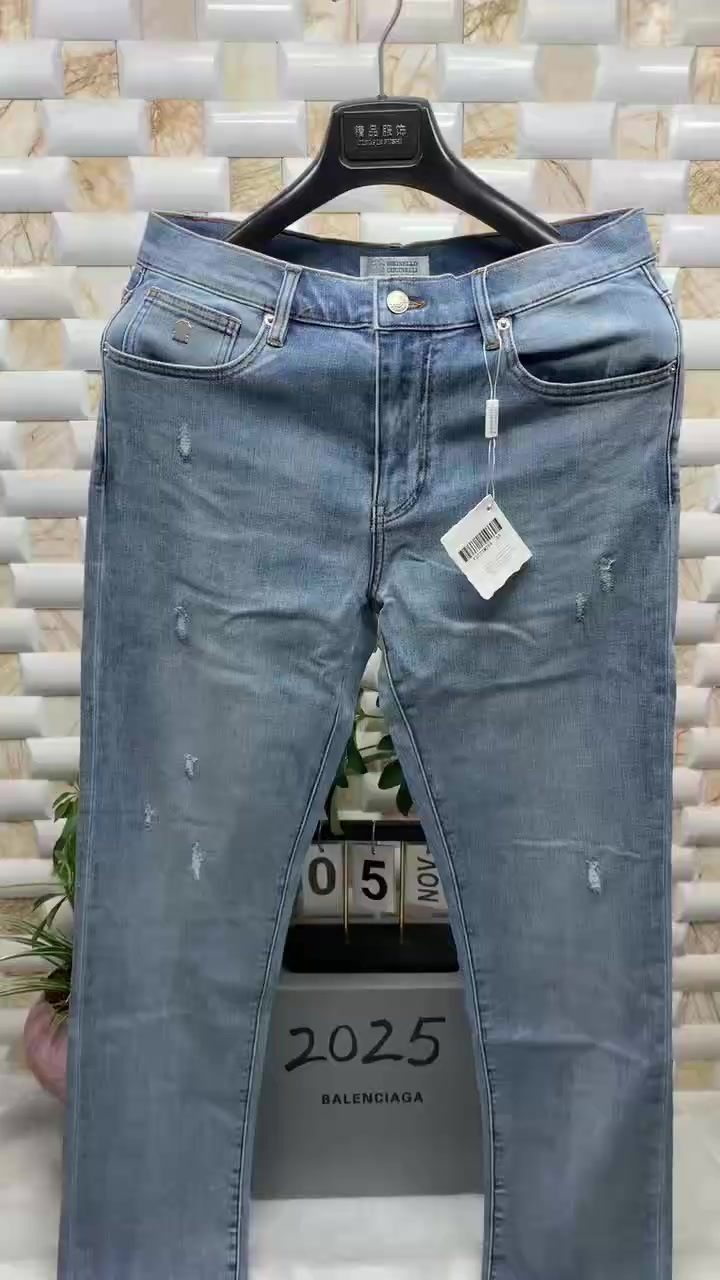 微信视频2025-11-07_180452_215.mp4