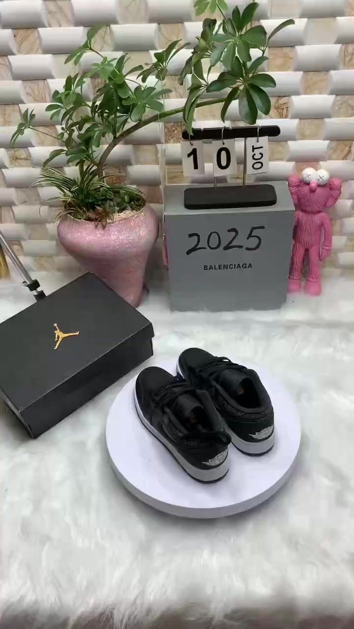 微信视频2025-10-14_220639_120.mp4