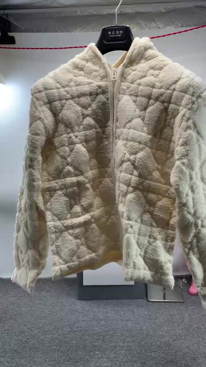 微信视频2025-09-15_154914_200.mp4